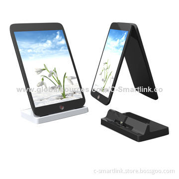 Multi-speaker Charger Stand for iPhone, iPad, Wireless Bluetooth Receiver and Audio 3.5 Output